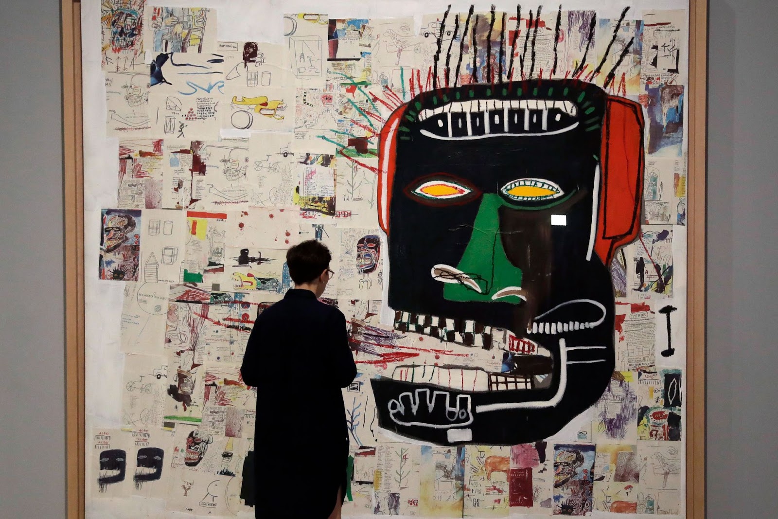 You are currently viewing Устойчивая популярность Жана-Мишеля Баския: почему творчество звезды искусства 80-х годов до сих пор остается актуальным.